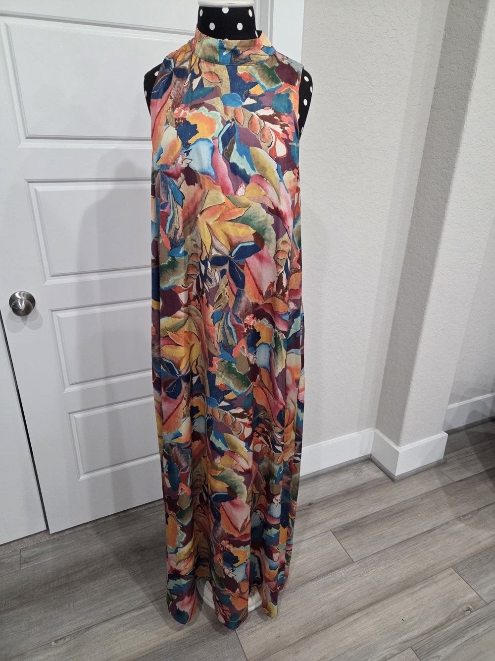 Nicole Miller Multicolor Satin Leaf-Print High Neck Maxi Dress Resort  Size XL